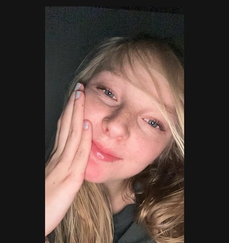 mommy onlyfans beautiful naked pic