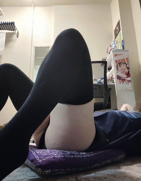 NicoKnut hot star photo