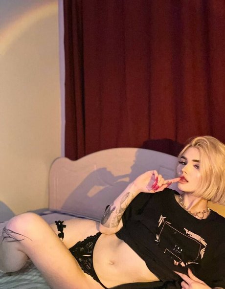 sofaaaaaaaa pornstar naked gallery