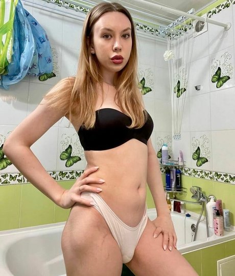 scarlettford beautiful pornstar img