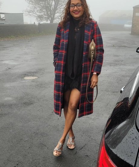 Scarlet Vixen pretty model archive