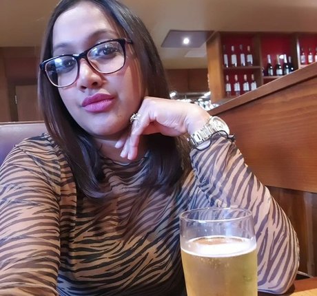 Scarlet Vixen nude actress image