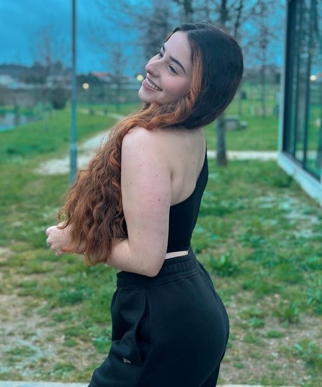 Mariana Pinho model free gallery