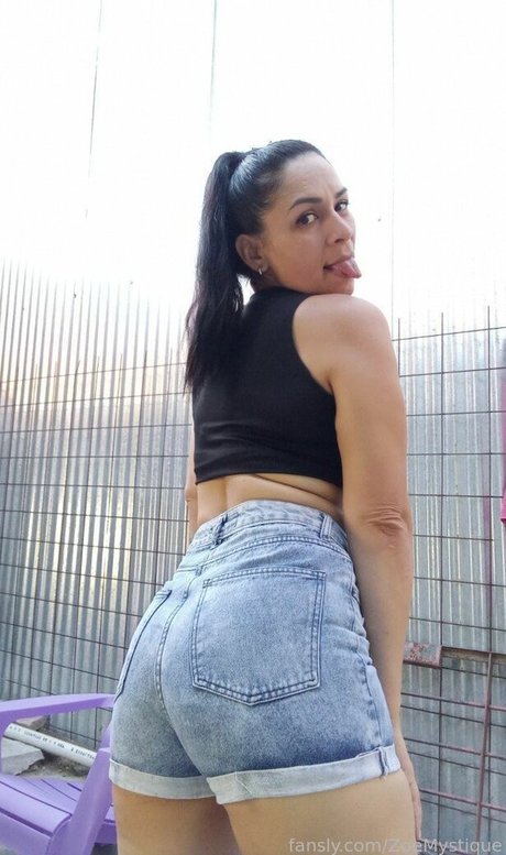 ZoeMystique beautiful actress gallery