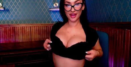 ariarose xxx pretty model galleries