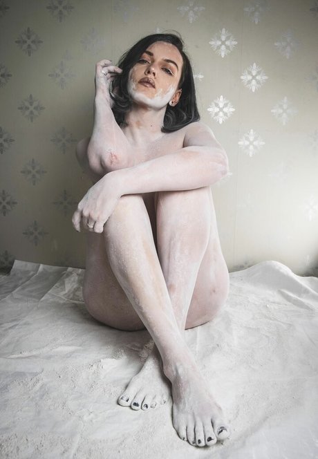 TheFallenBabe model hd gallery