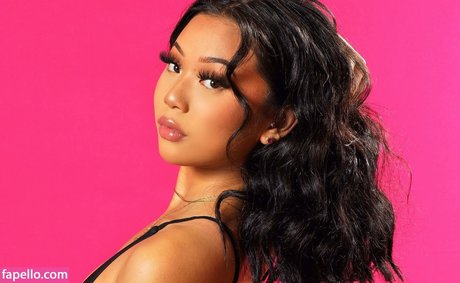 Thailiian exclusive model photo