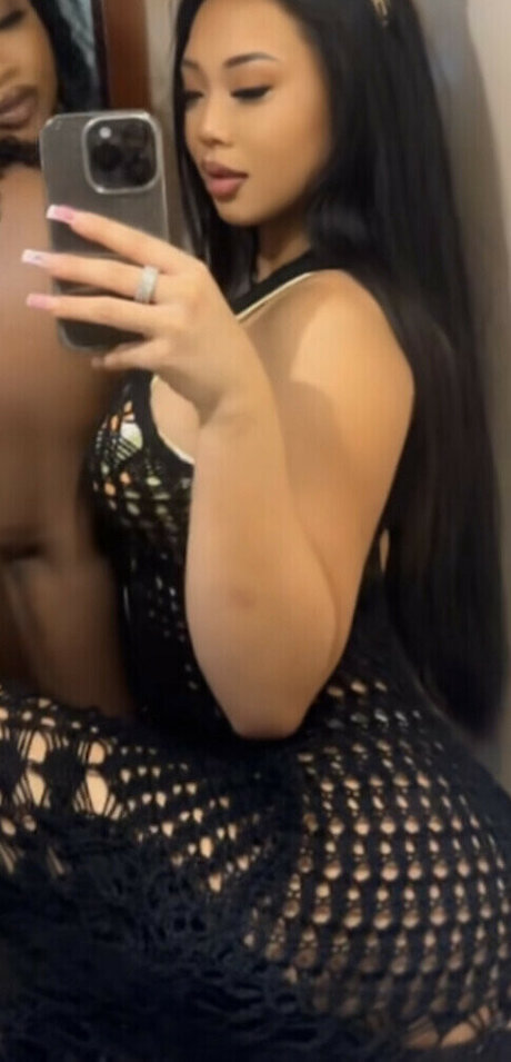 Thailiian top model pics