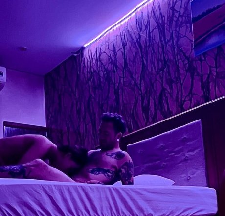 adultinghard star high quality photos