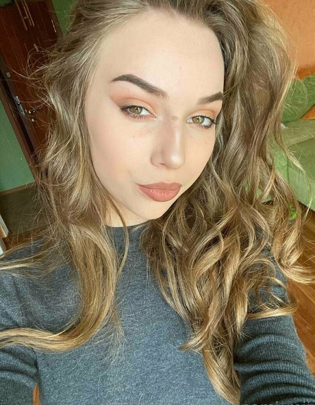 pretty pussy onlyfans hot naked image