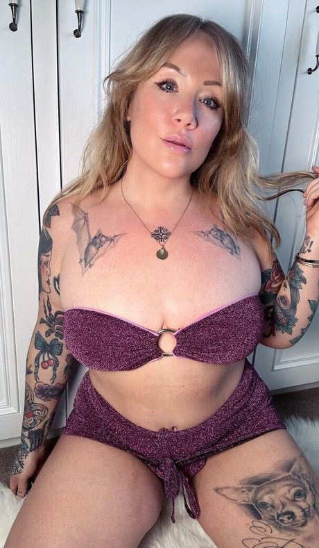 misshawthorn model hd archive