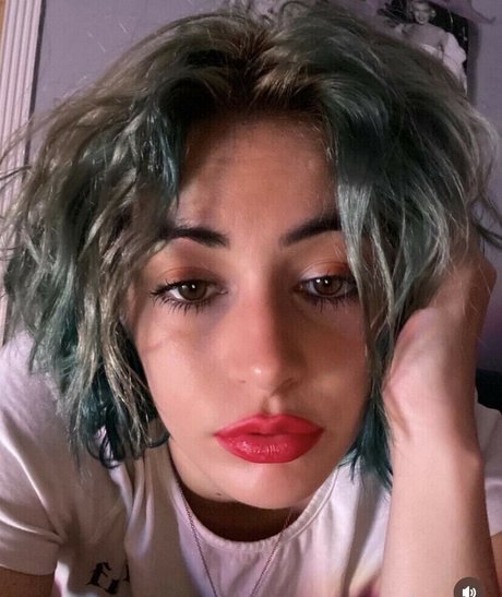 daretobelilith nude actress images