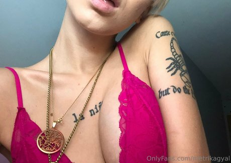 metrikazf erotic actress image