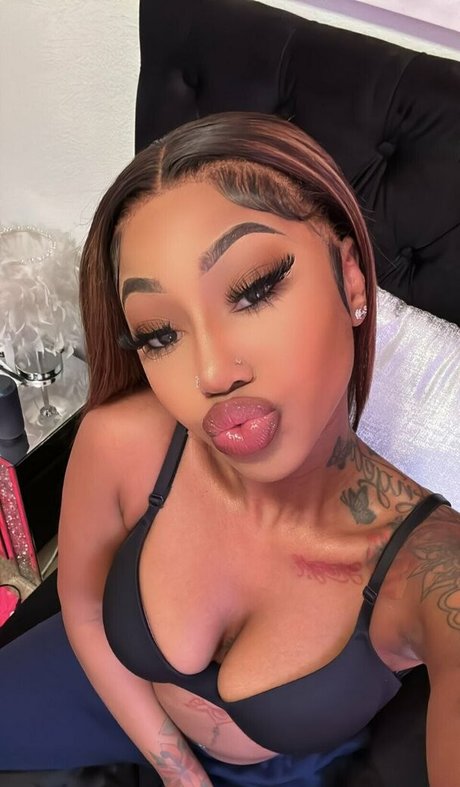 OfficialLadiiScorpio nice model archive