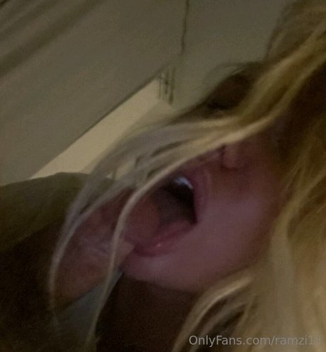 RamZi sexy model pics