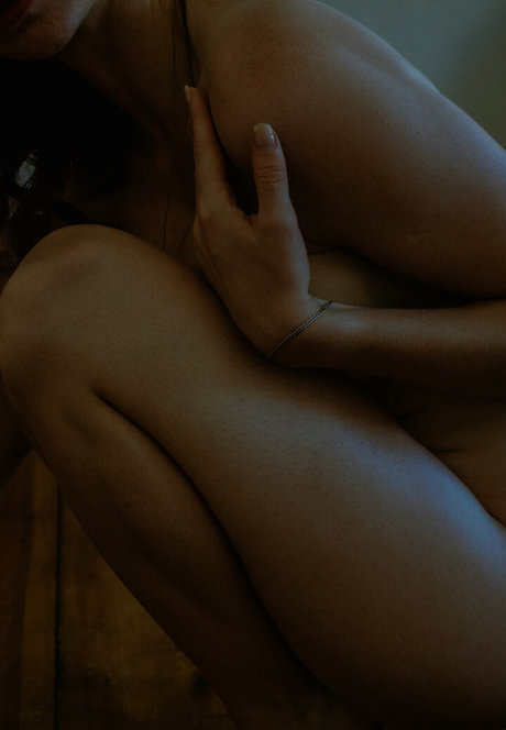 Karina Gymon star hd photo