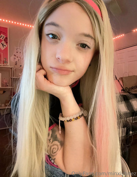 minxiybitez star adult photos