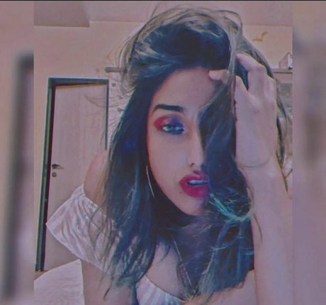 Nayoni Dutta model best photo