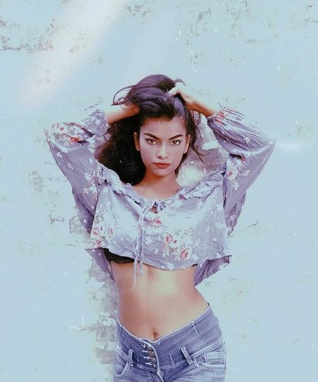 Nidhi Goel model adult galleries