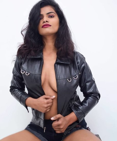 Nidhi Goel best pornstar photos
