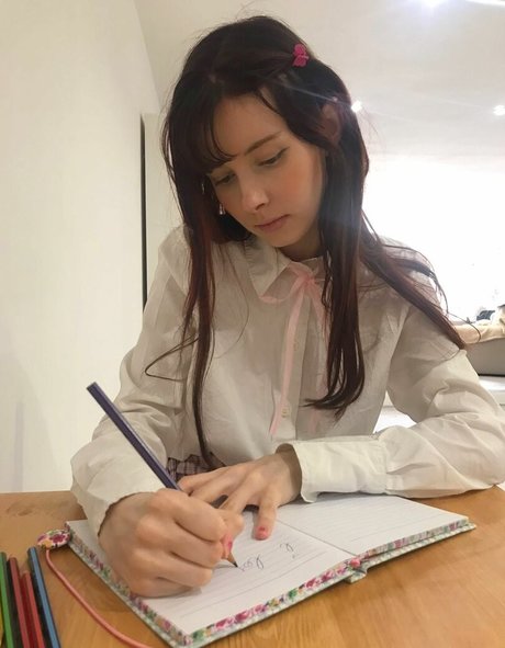 sushibunniii perfect actress pictures