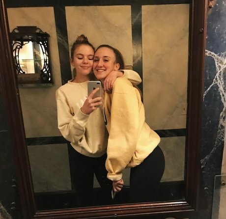 Lola Dubrul top actress pictures