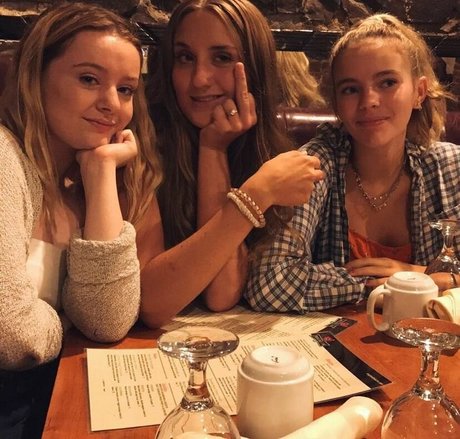 Lola Dubrul xxx star photos