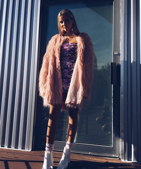 Lola Dubrul pornstar hd pic