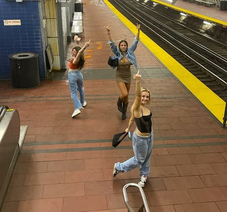 Lola Dubrul top actress photo