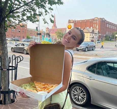 Lola Dubrul nudes pornstar picture