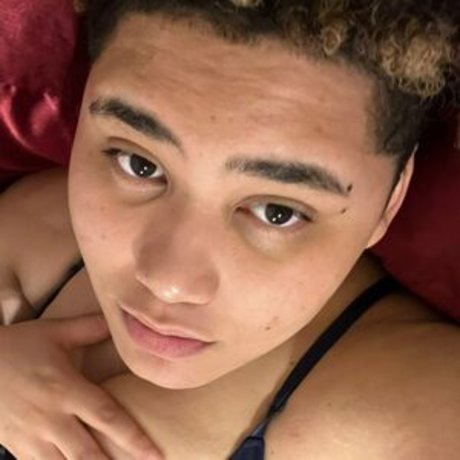 Boujee Pussy exclusive actress photo