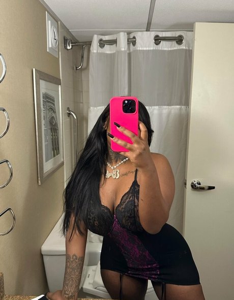 Erica Banks pornstar galleries