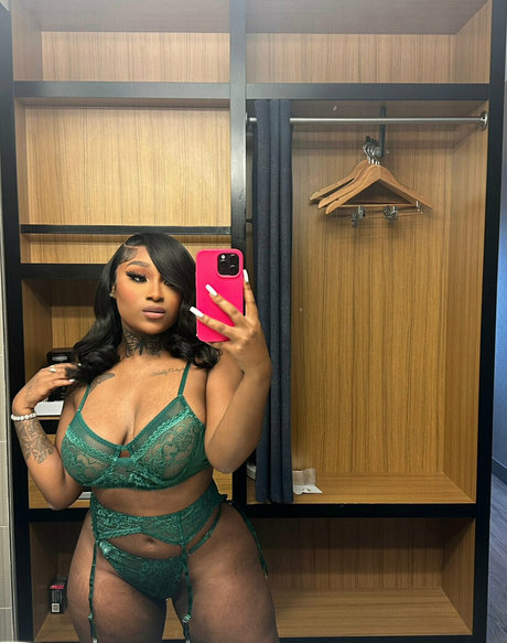 Erica Banks nudes actress picture