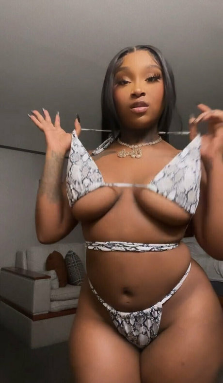 Erica Banks star sex photo