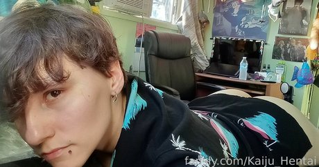 Kaiju Hentai model sex image