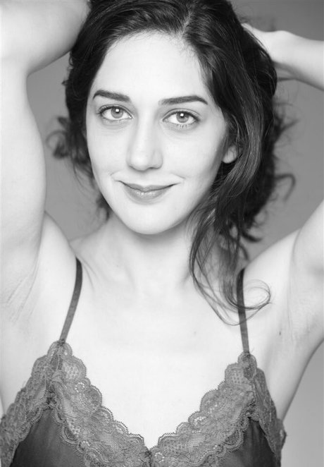 Zahra Amir Ebrahimi free model pictures