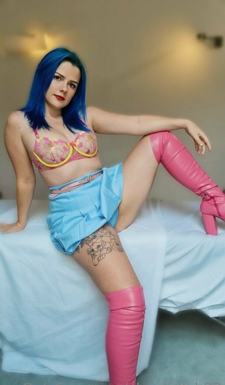 chantelleh23 exclusive star galleries