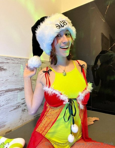 sco000oby girl erotic pornstar picture