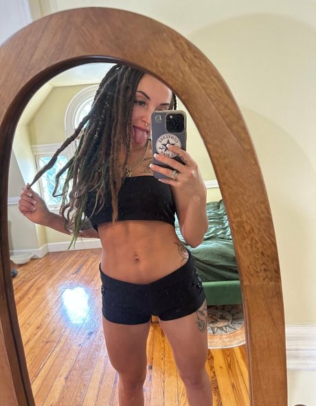 pizzapussypie star hot pictures