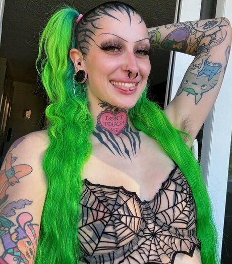 Frankie Phantom exclusive model pictures