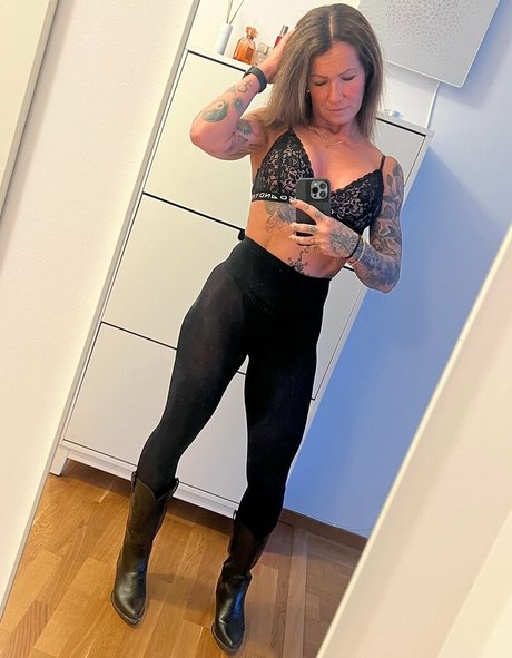 asian tattoo onlyfans pornographic picture