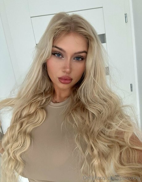 pavoxxy sex actress picture
