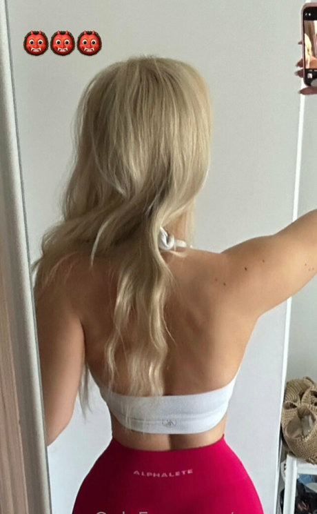 pavoxxy naked actress pics