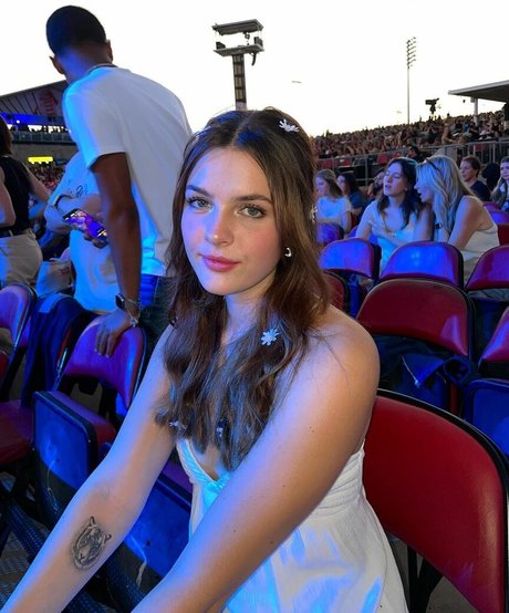 McKenzie Bell pornstar perfect pic