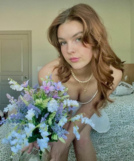 McKenzie Bell erotic model gallery