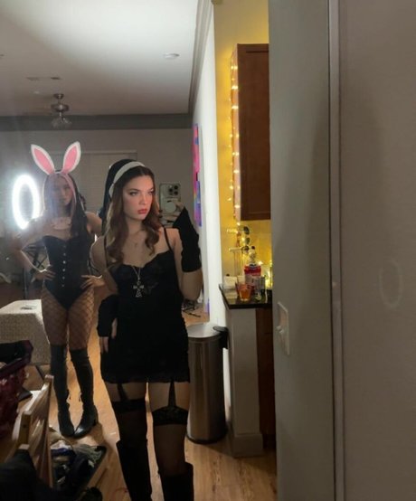 McKenzie Bell star perfect img