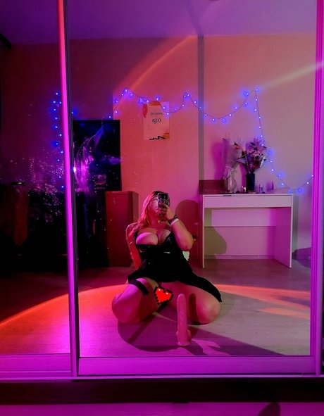 utkashnitke art actress photo