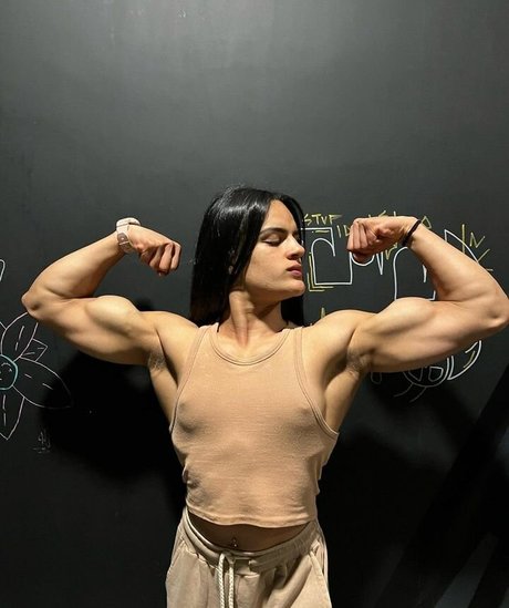 Venom Luisa free actress gallery