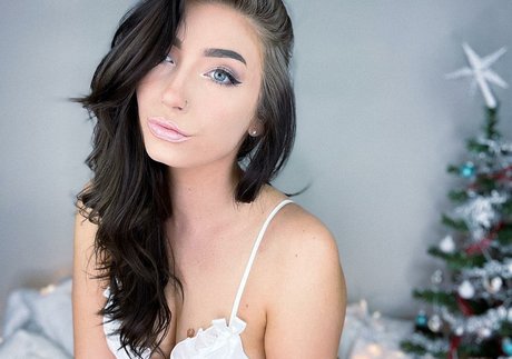 Taylor Kristine hot pornstar img