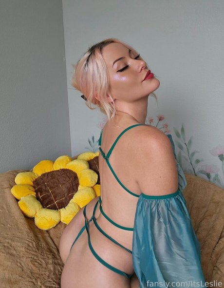 ItsLeslie pornographic actress galleries